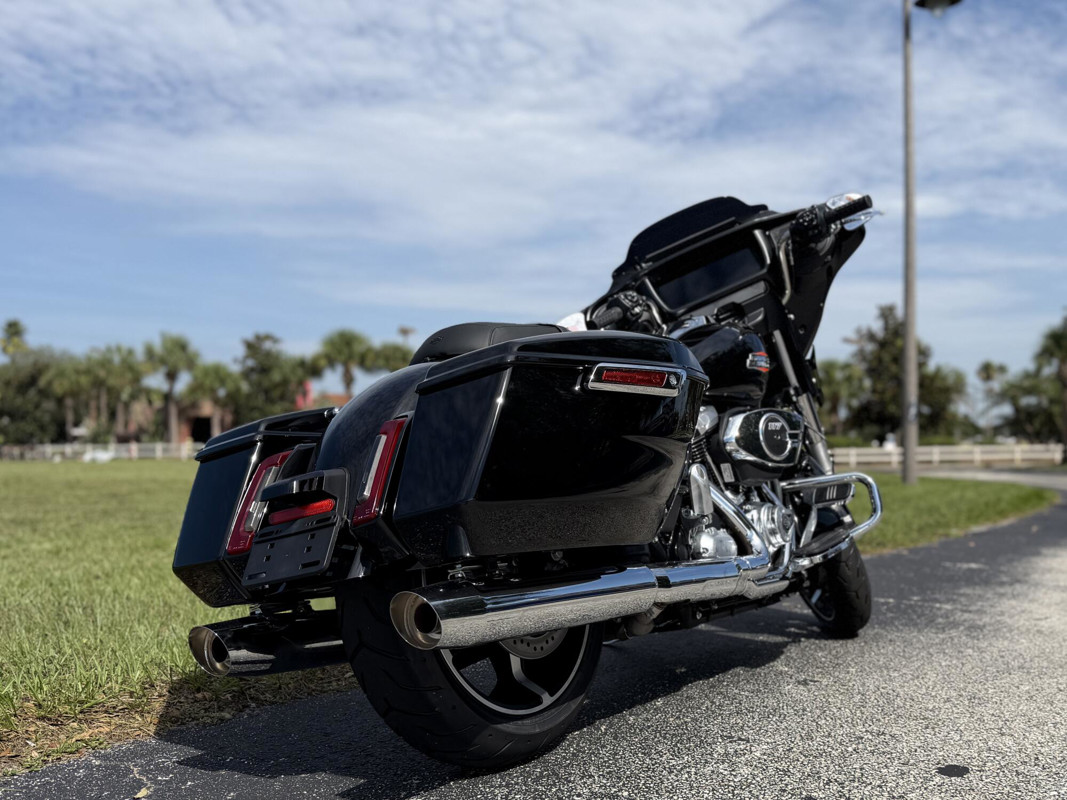 Street Glide®