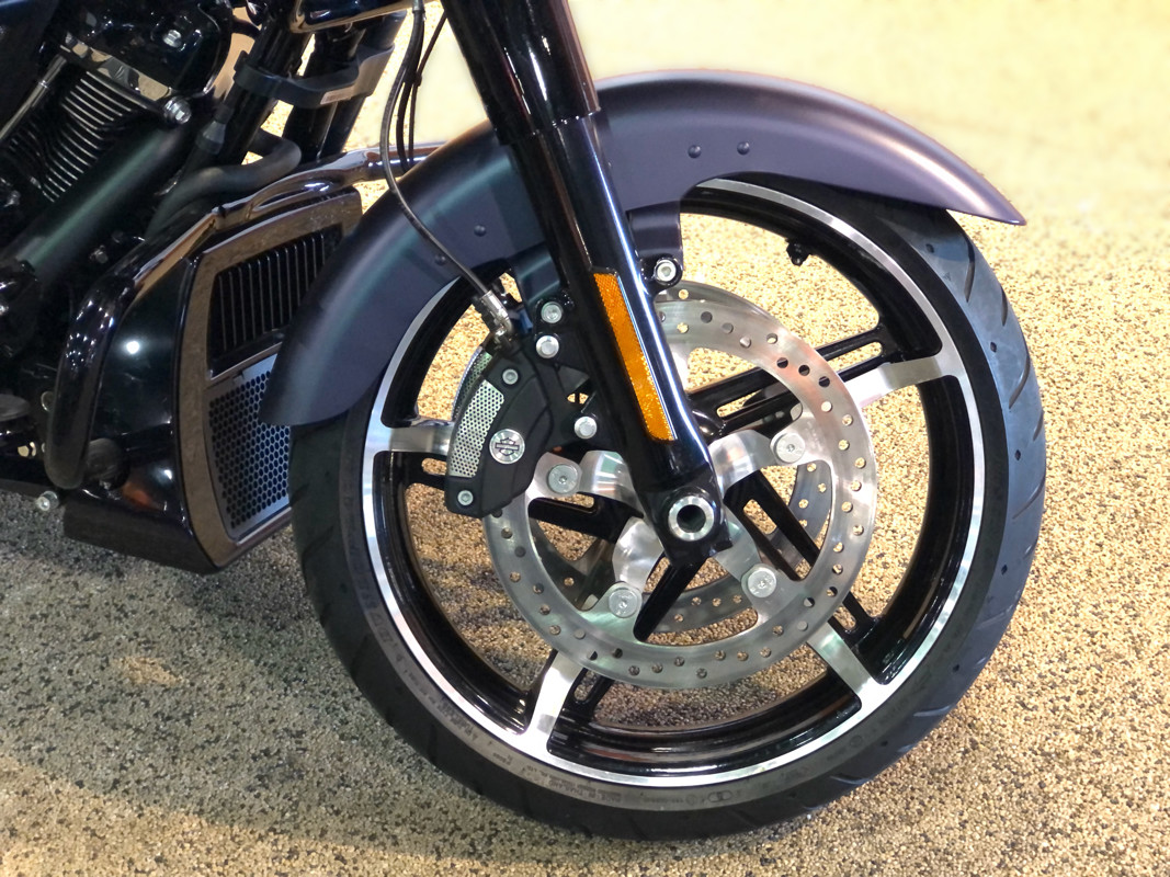 Road Glide®