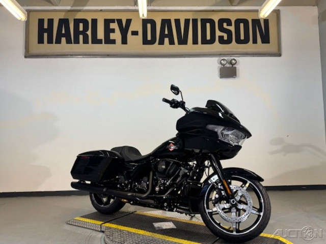 Road Glide®