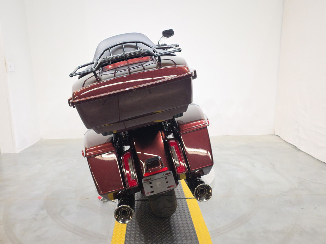 CVO® Road Glide®