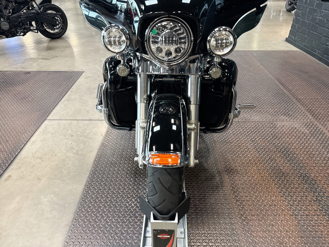 Electra Glide® Ultra Limited® Low