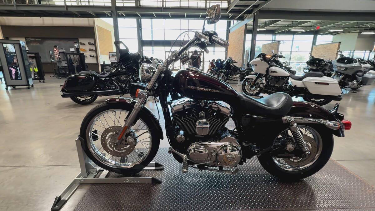 Sportster® 1200 Custom