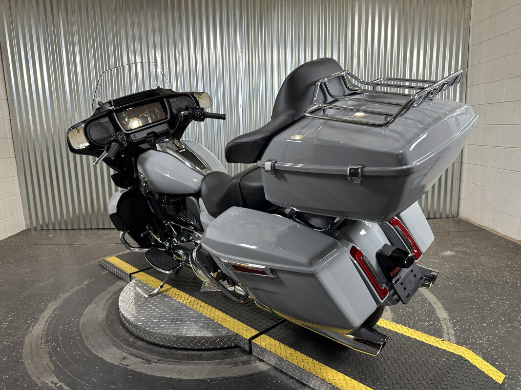 Street Glide® Ultra