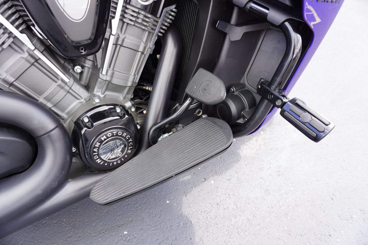 Pursuit Dark Horse Premium Package