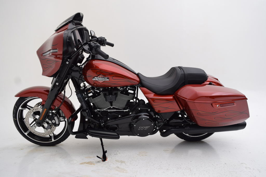 Street Glide®