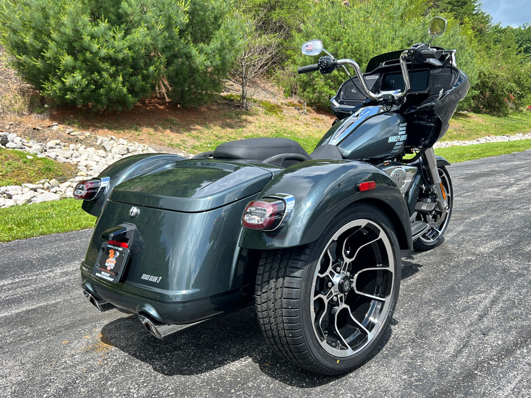 Road Glide® 3