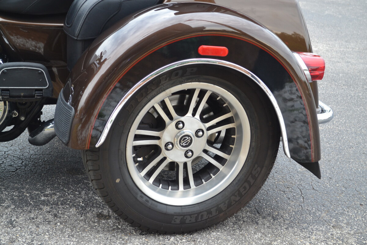 Tri Glide® Ultra Classic® 110th Anniversary