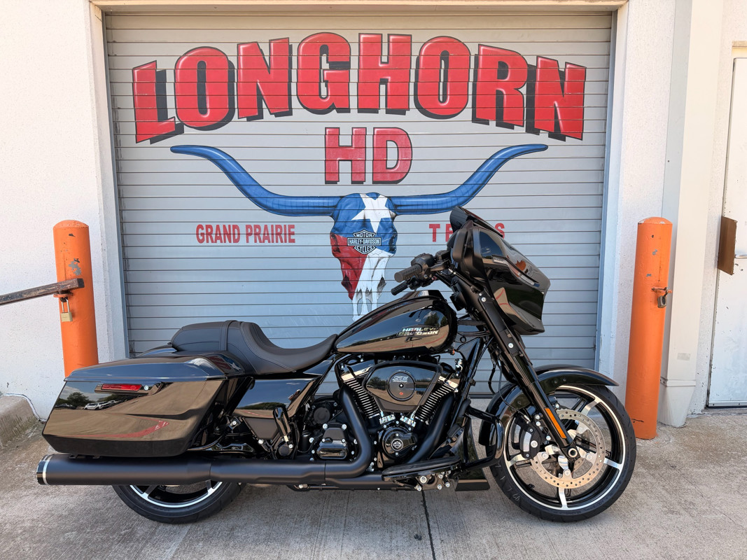 Street Glide®