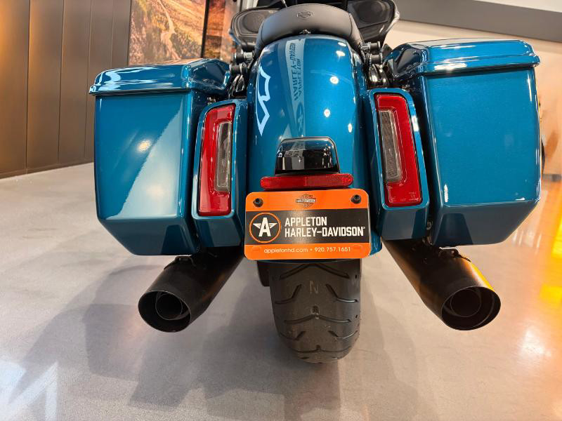 Road Glide®