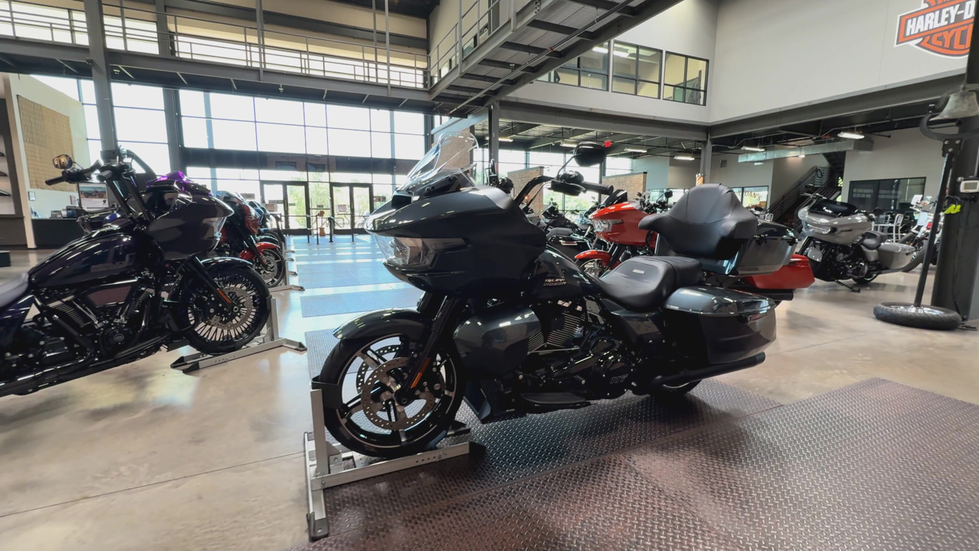 Road Glide®