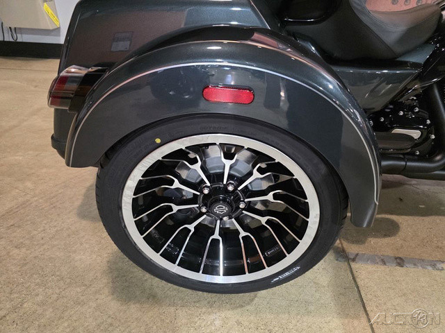 Street Glide® 3 Limited