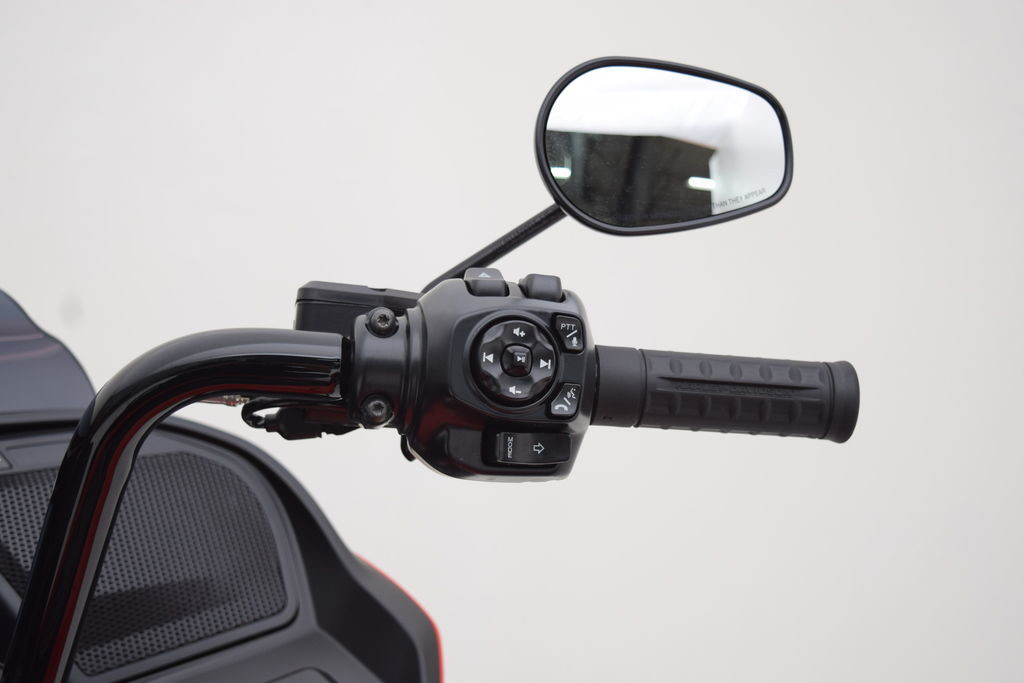 Road Glide®
