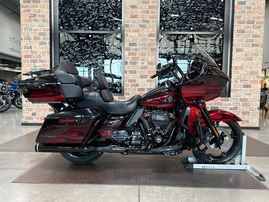 CVO® Road Glide®