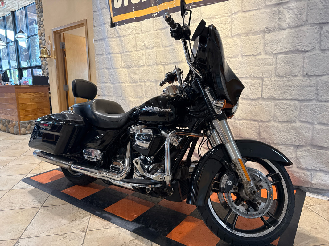 Street Glide® Special