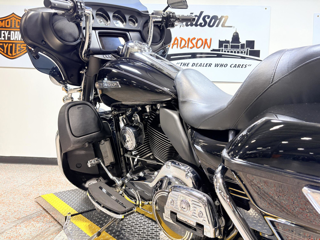 Electra Glide® Ultra Classic® Low