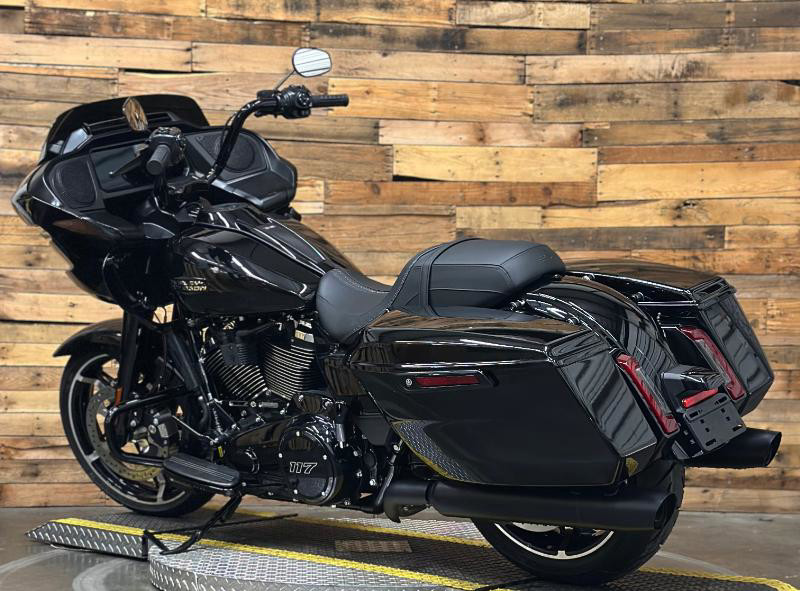 Road Glide®