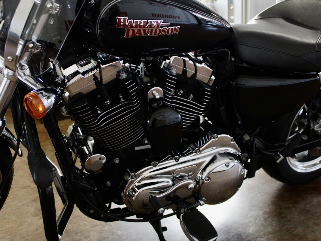 Sportster® SuperLow® 1200T