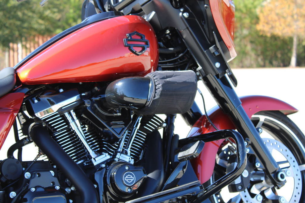 Street Glide®