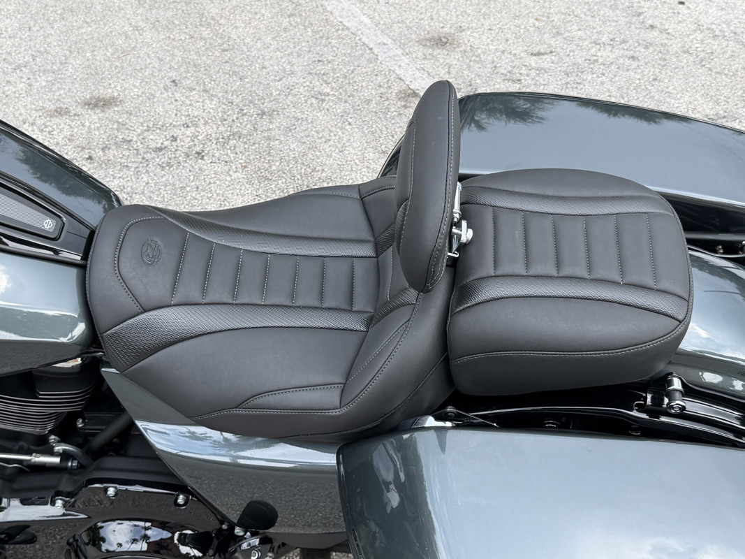 Road Glide®