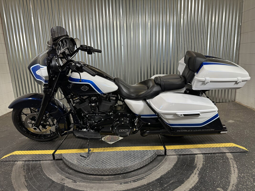 Street Glide® Special