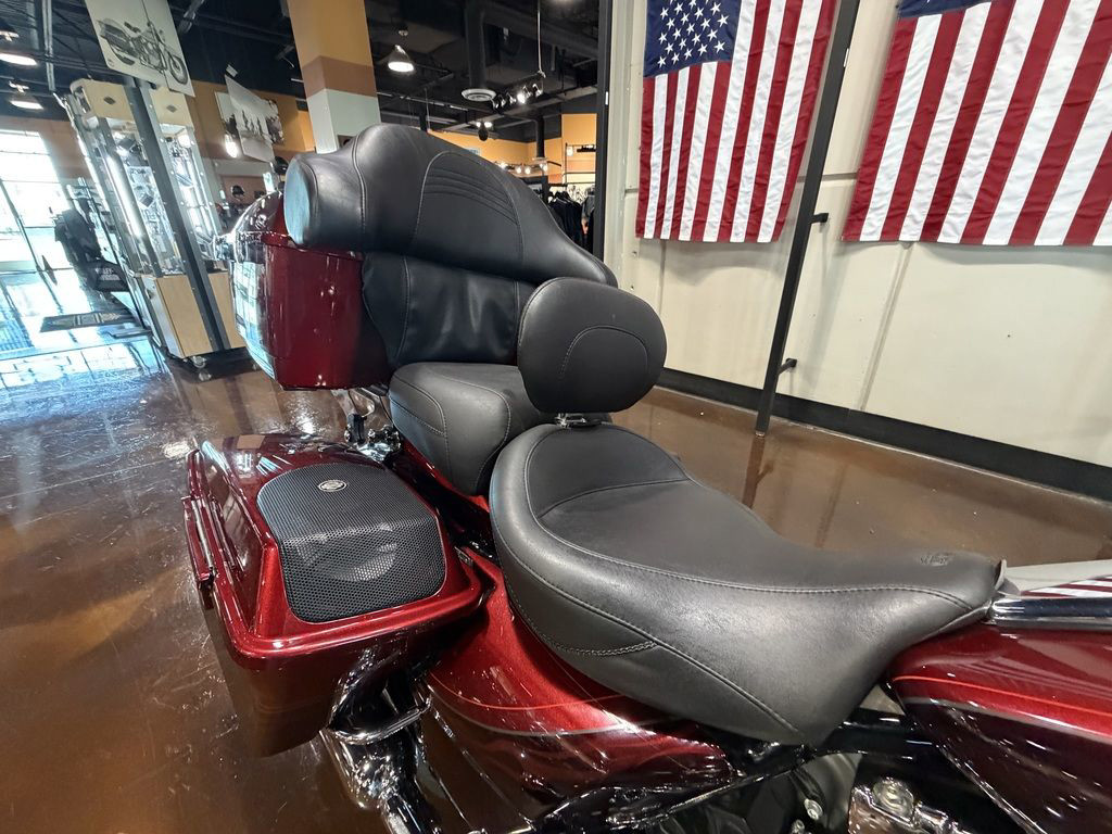 CVO® Street Glide®