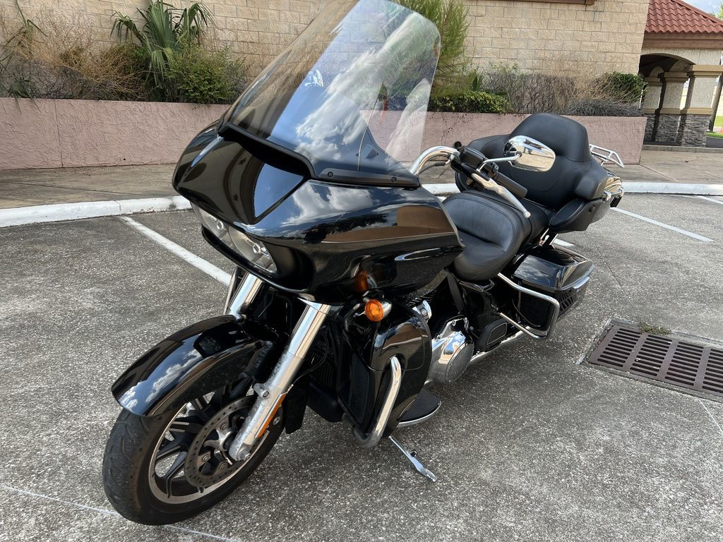Road Glide® Ultra