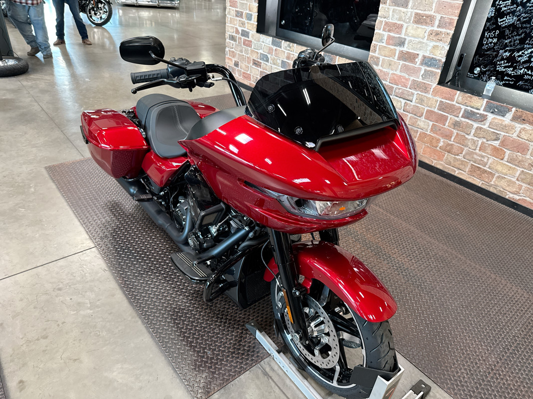 Road Glide®