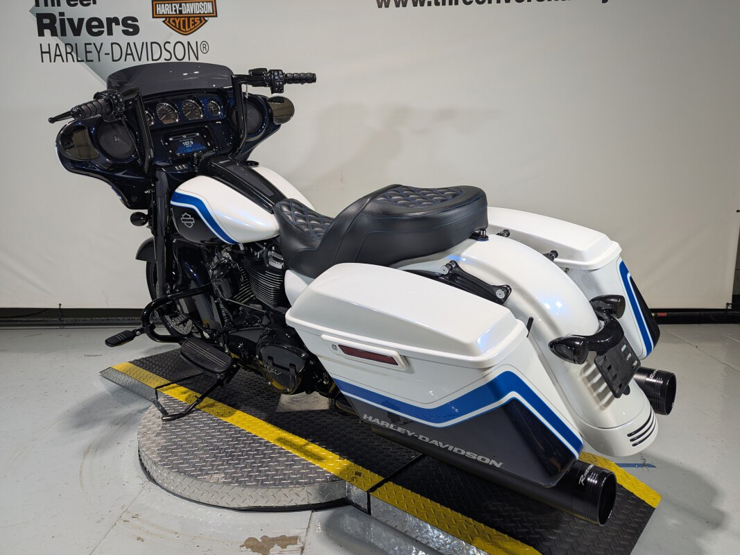 Street Glide® Special