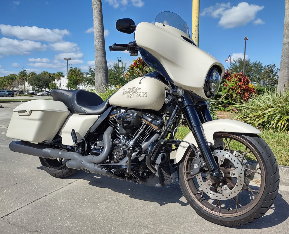 Street Glide® ST