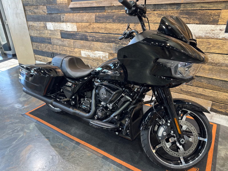 Road Glide®