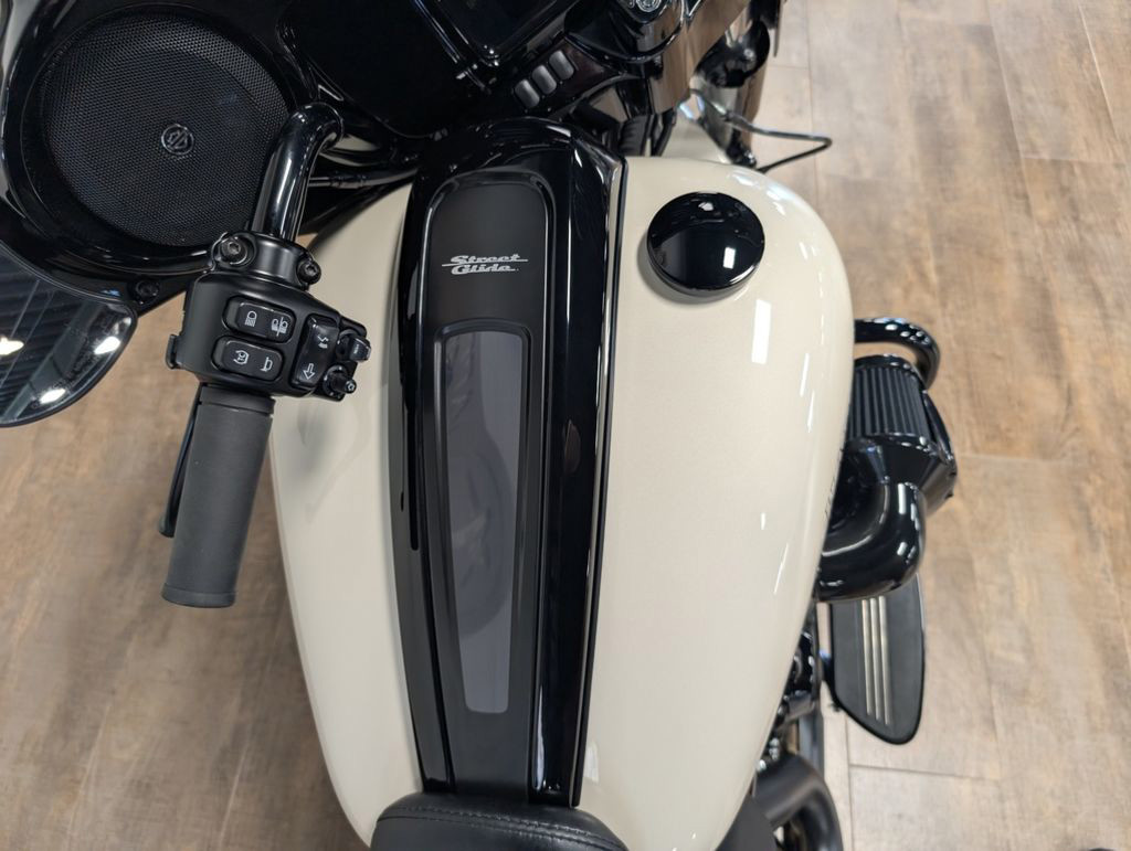 Street Glide® ST