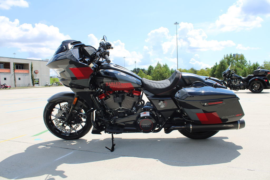 CVO® Road Glide® ST