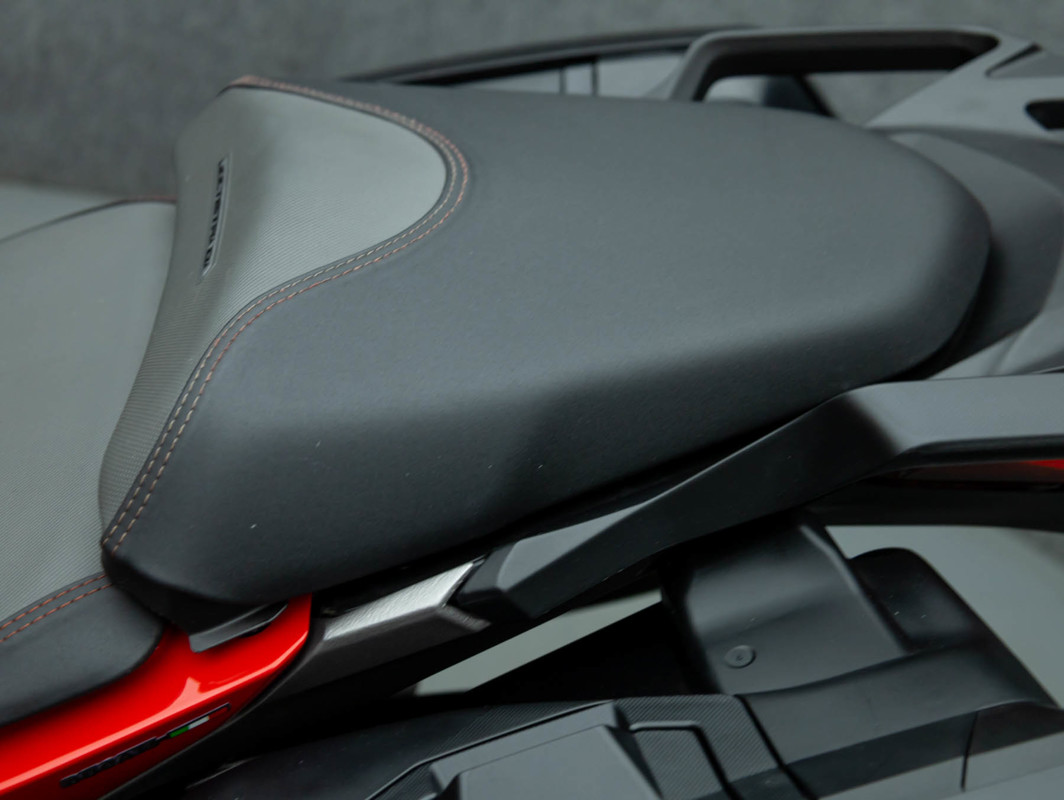 Multistrada 1260 S Touring