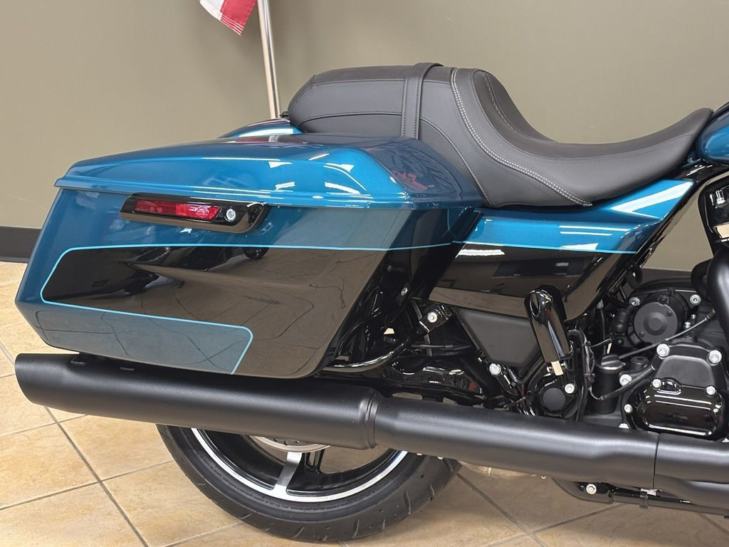 Street Glide®