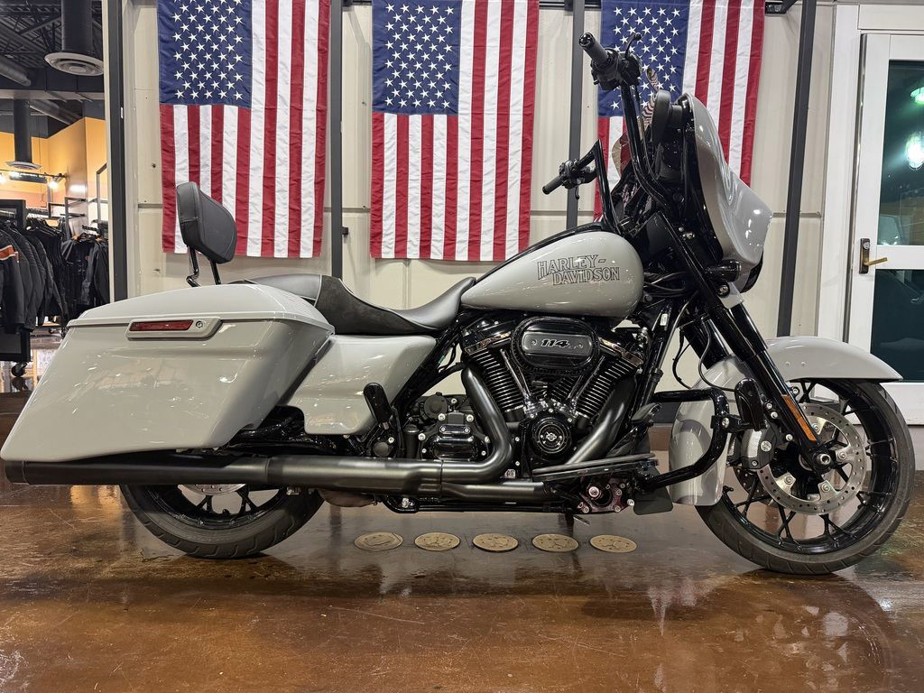 Street Glide® Special