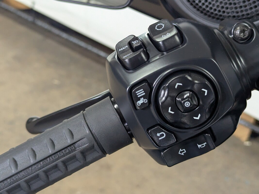 Street Glide®