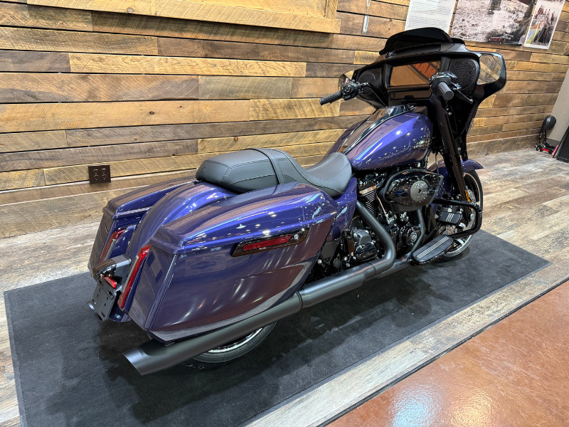 Street Glide®