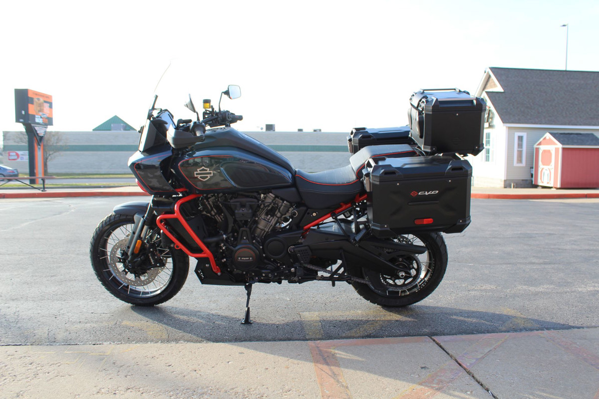 Sportster® S
