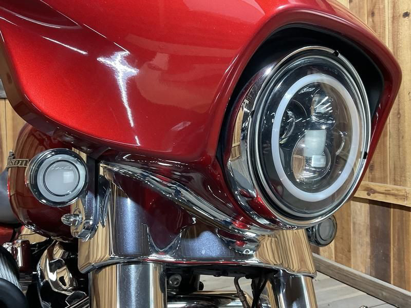 Street Glide®