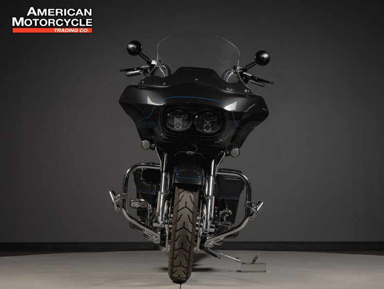 CVO™ Road Glide® Custom 