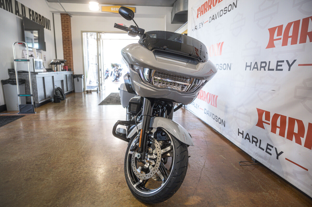 Road Glide®