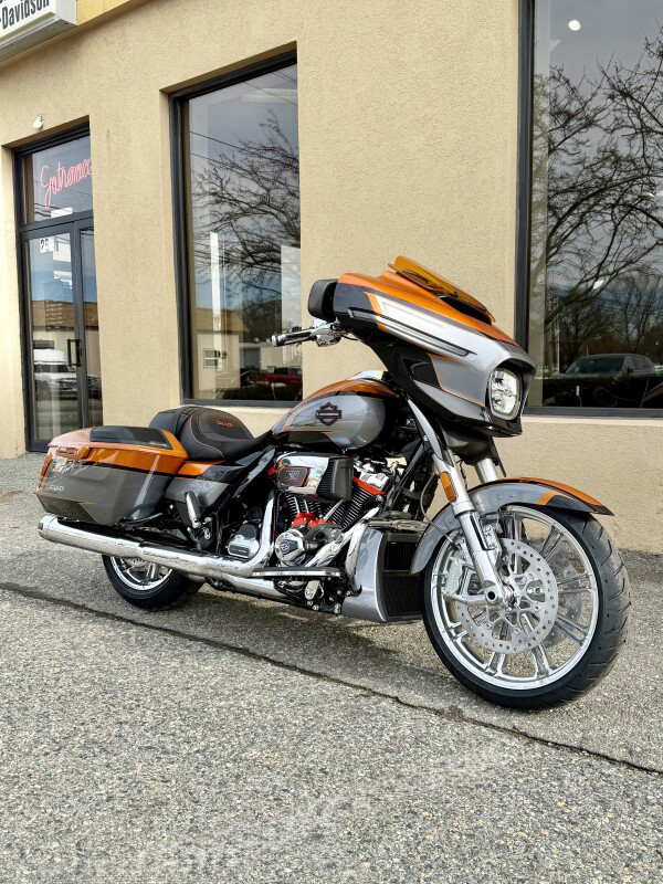 CVO® Street Glide®