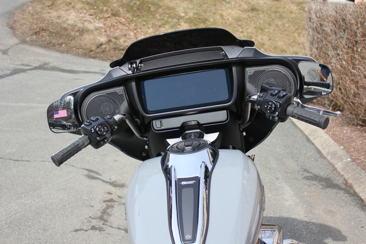 Street Glide®
