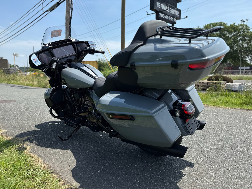 Street Glide® Limited