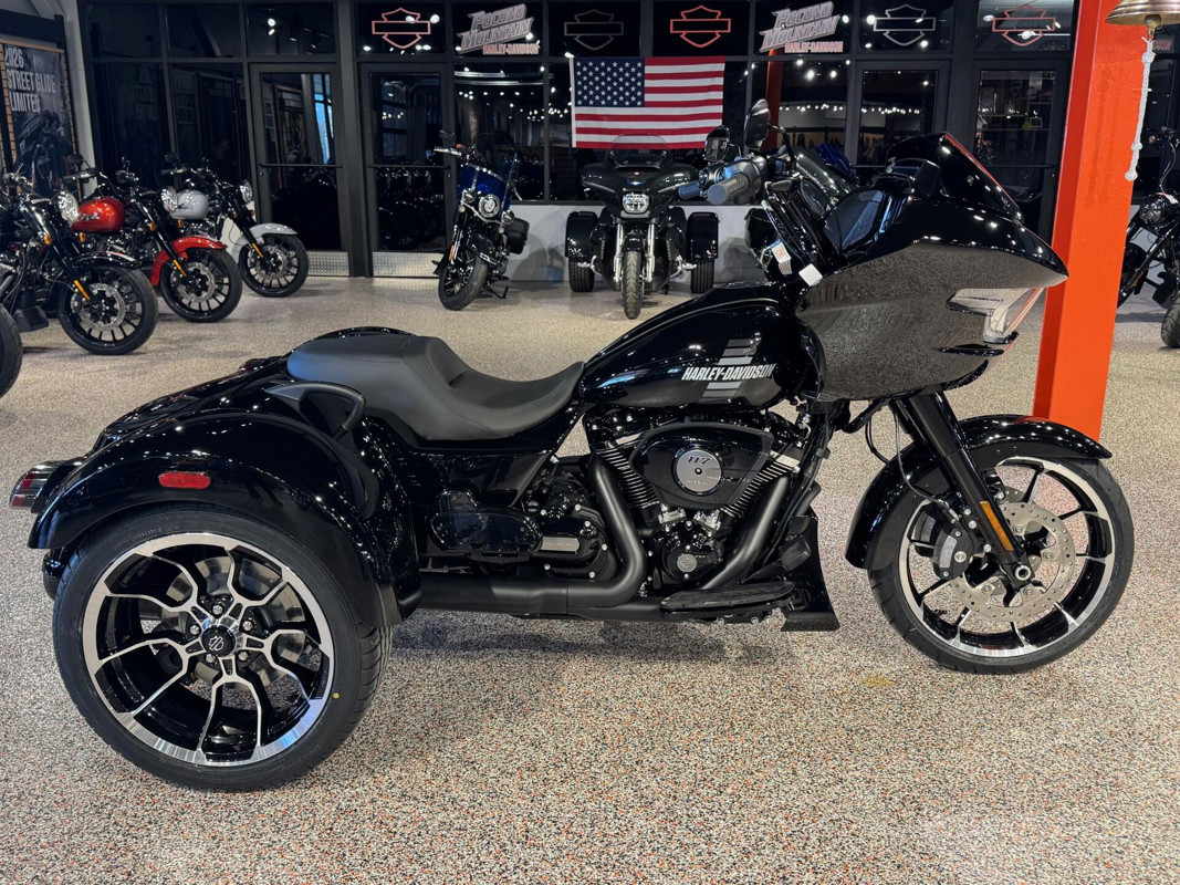 Road Glide® 3
