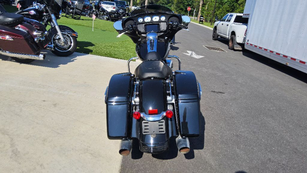 Street Glide®