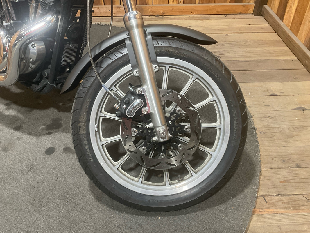 Sportster® 883