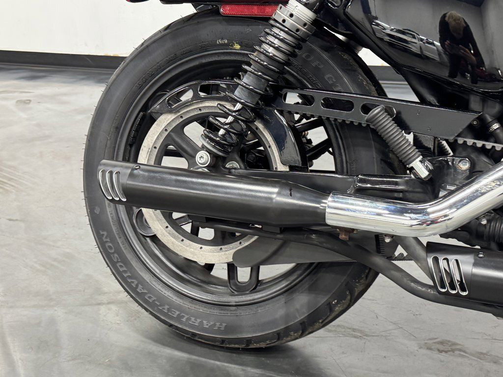 Sportster® Roadster®