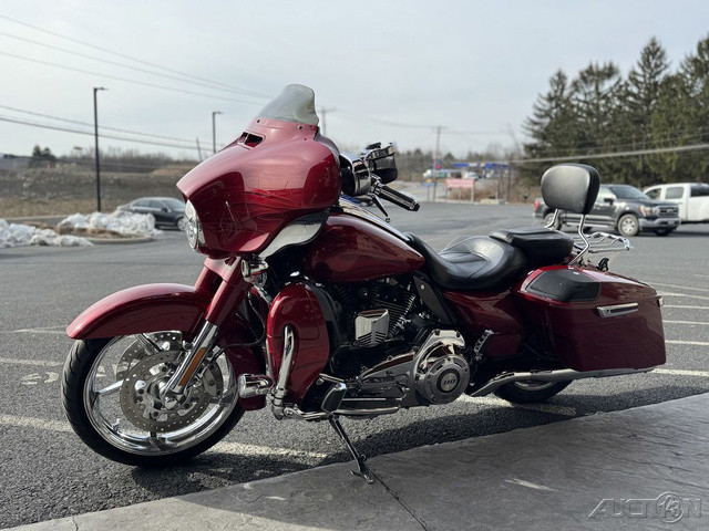 CVO® Street Glide®