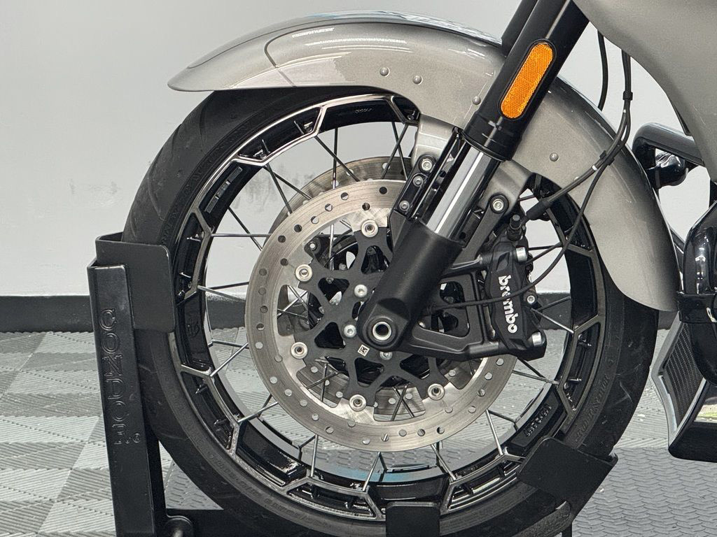 CVO® Road Glide®